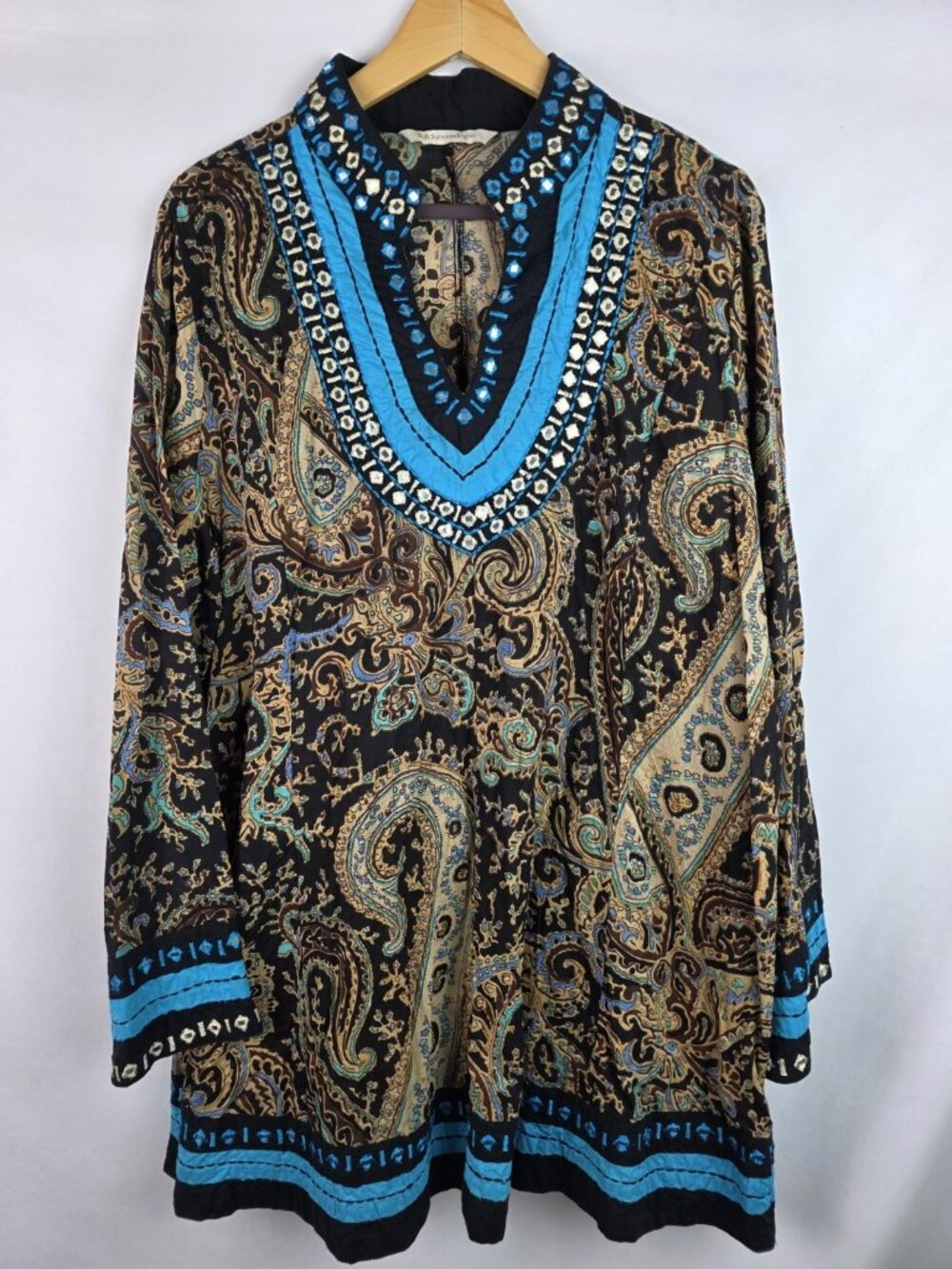 Soft Surroundings Womens Tunic Top Size 1X Paisley Long Sleeve Embellished Shirt